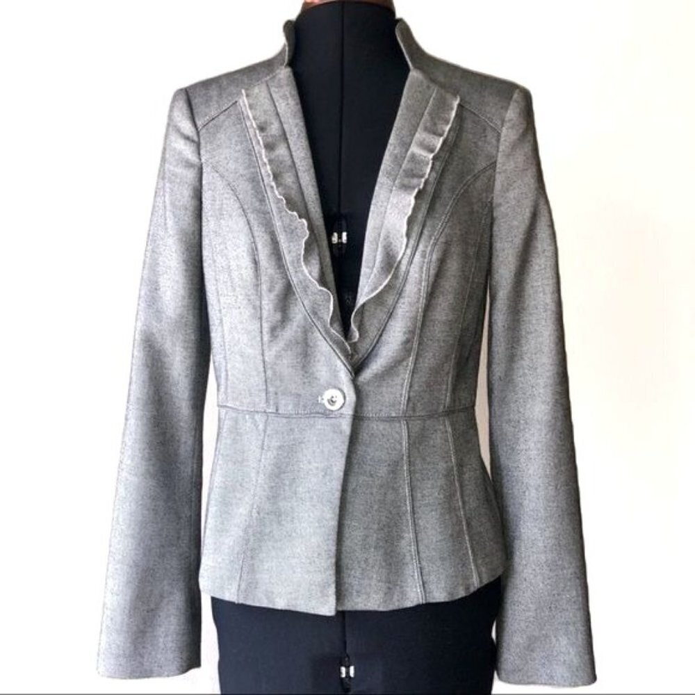 White House Black Market Tweed Grey Ruffled Blazer Sz 2